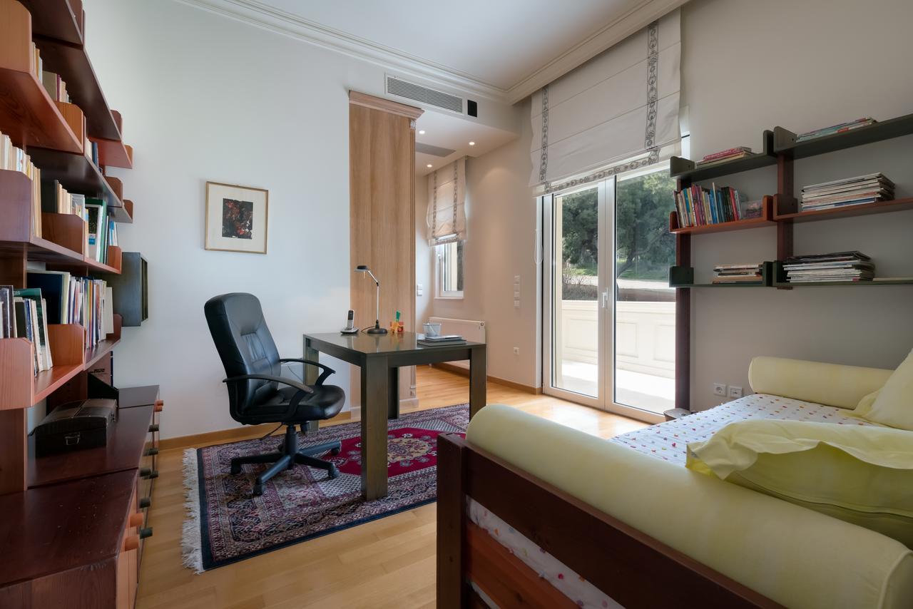 Thetis Athens Villa *
