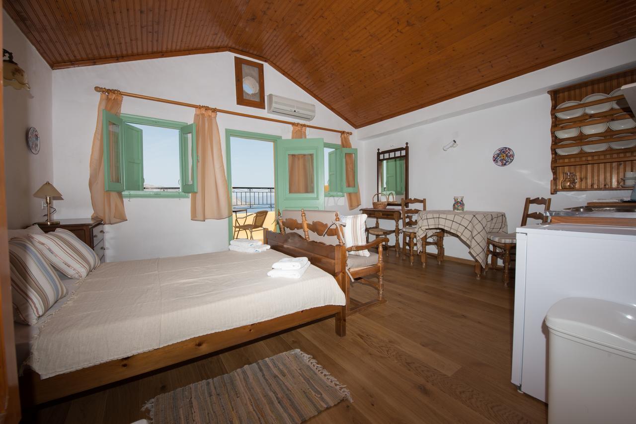 Apartment Kyklameno Studio No 3 *