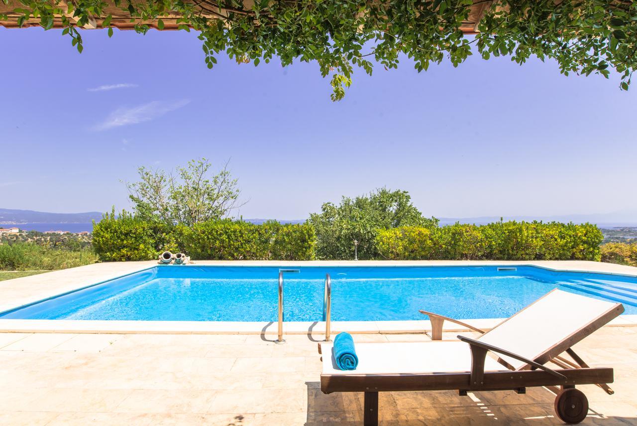Bouganvillia - Agios Pool *