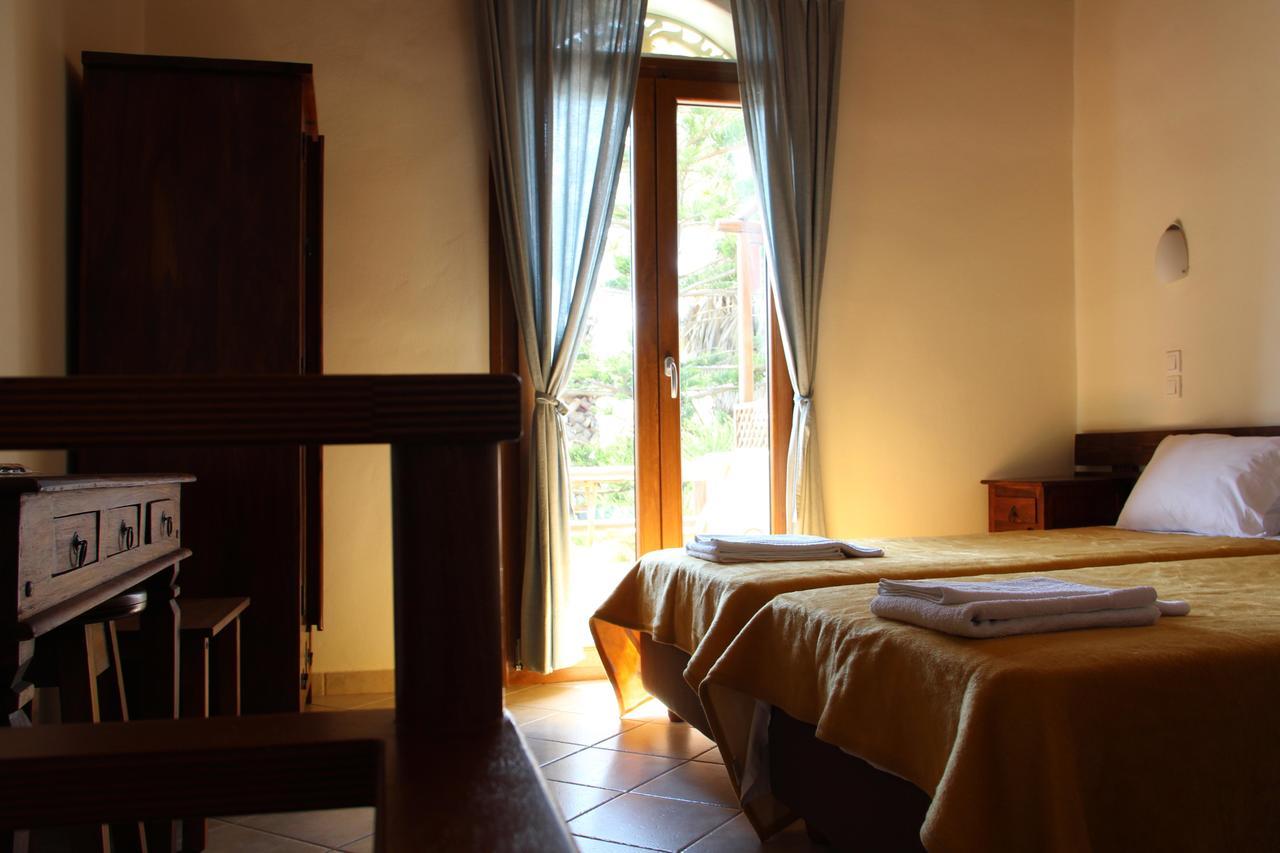 Axahas Mesi (Tinos)