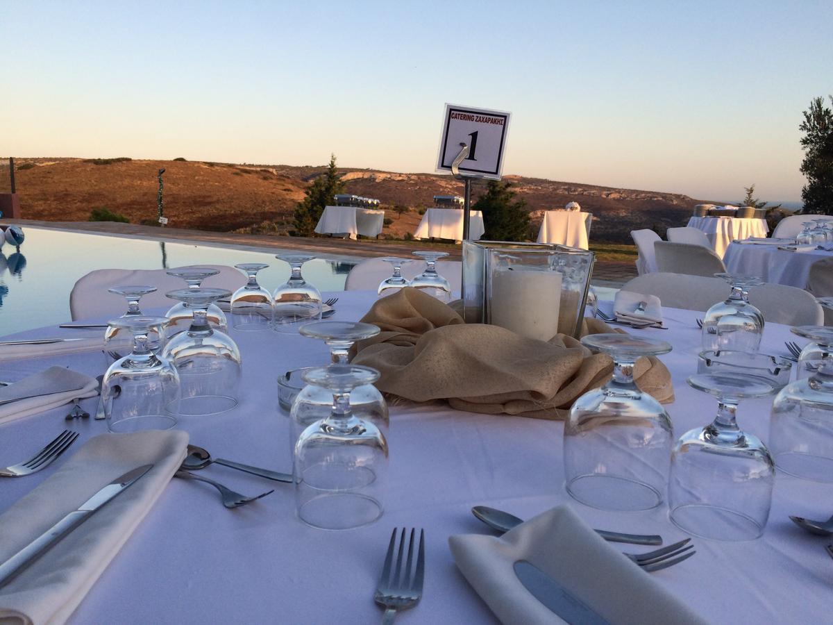 Distefi Hills In Sounio Villa