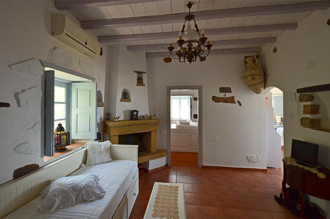 Chora Traditional Genadio Holiday home *