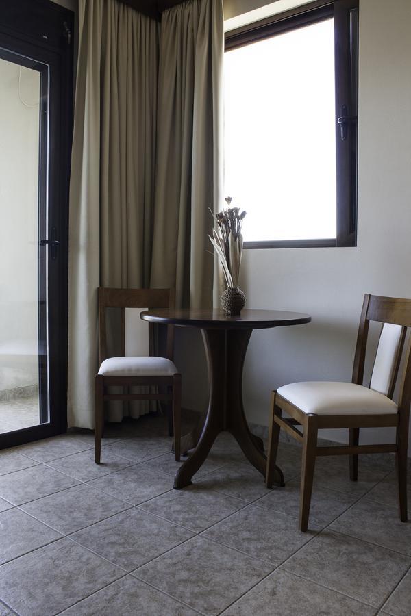 Calypso Aparthotel