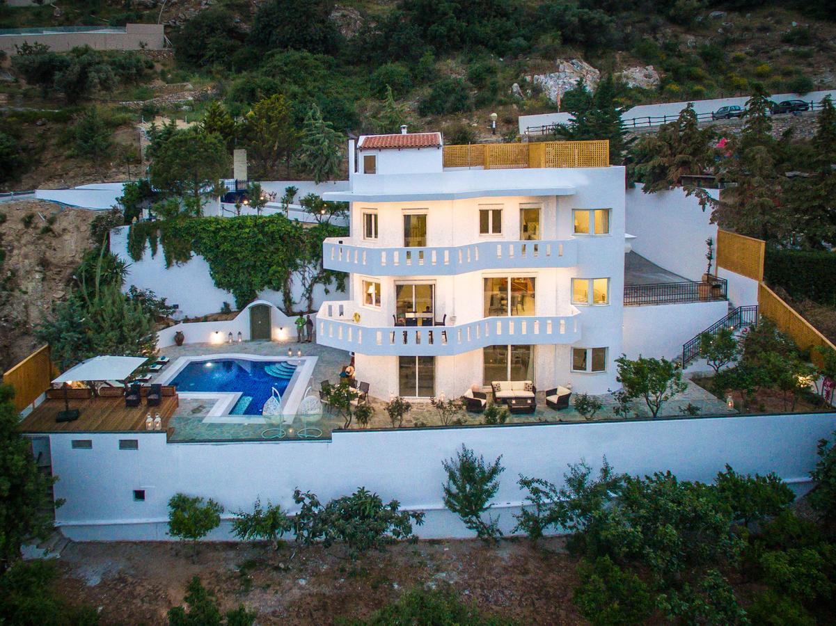Artemis, Wine Dark Sea Villa