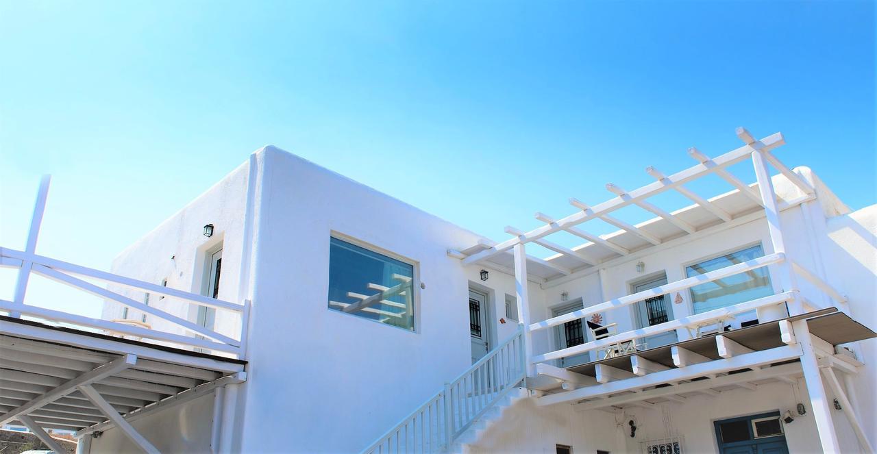Melesio Apartment *