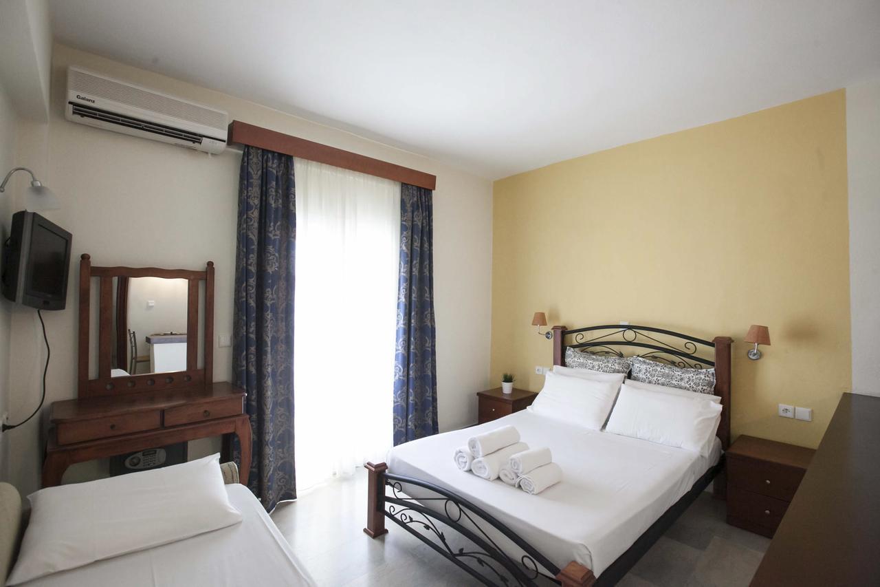 Golden Sun Village Aparthotel 3*