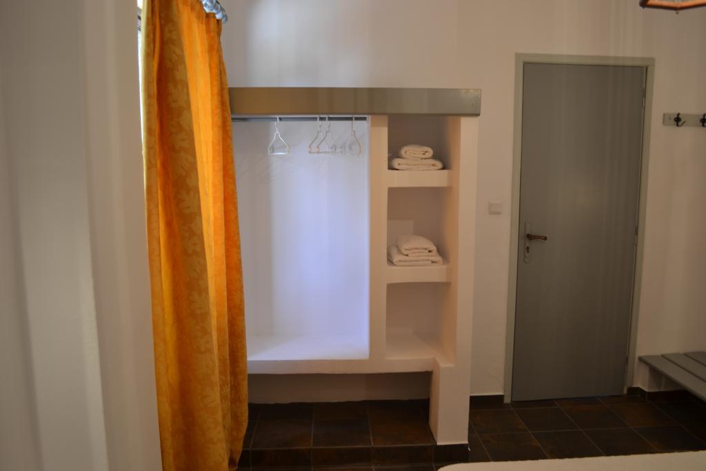 Koxilas Studios Skyros