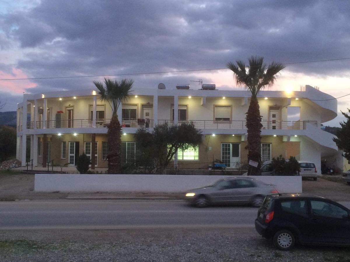 River's Aparthotel