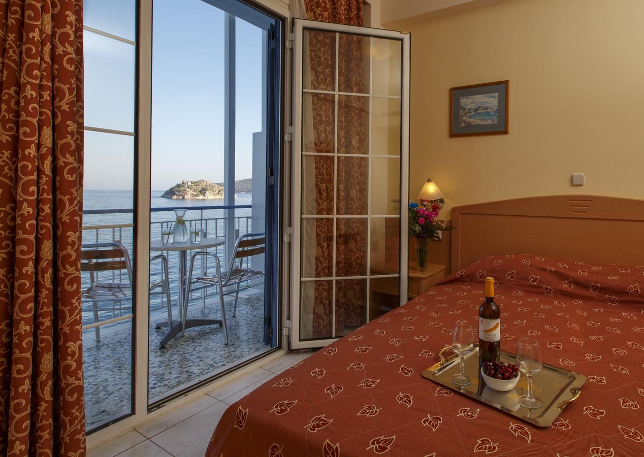 Hotel Tolo Hotel