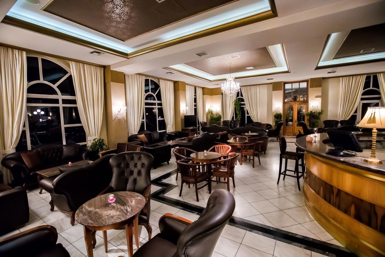 Hotel Kouros 4*