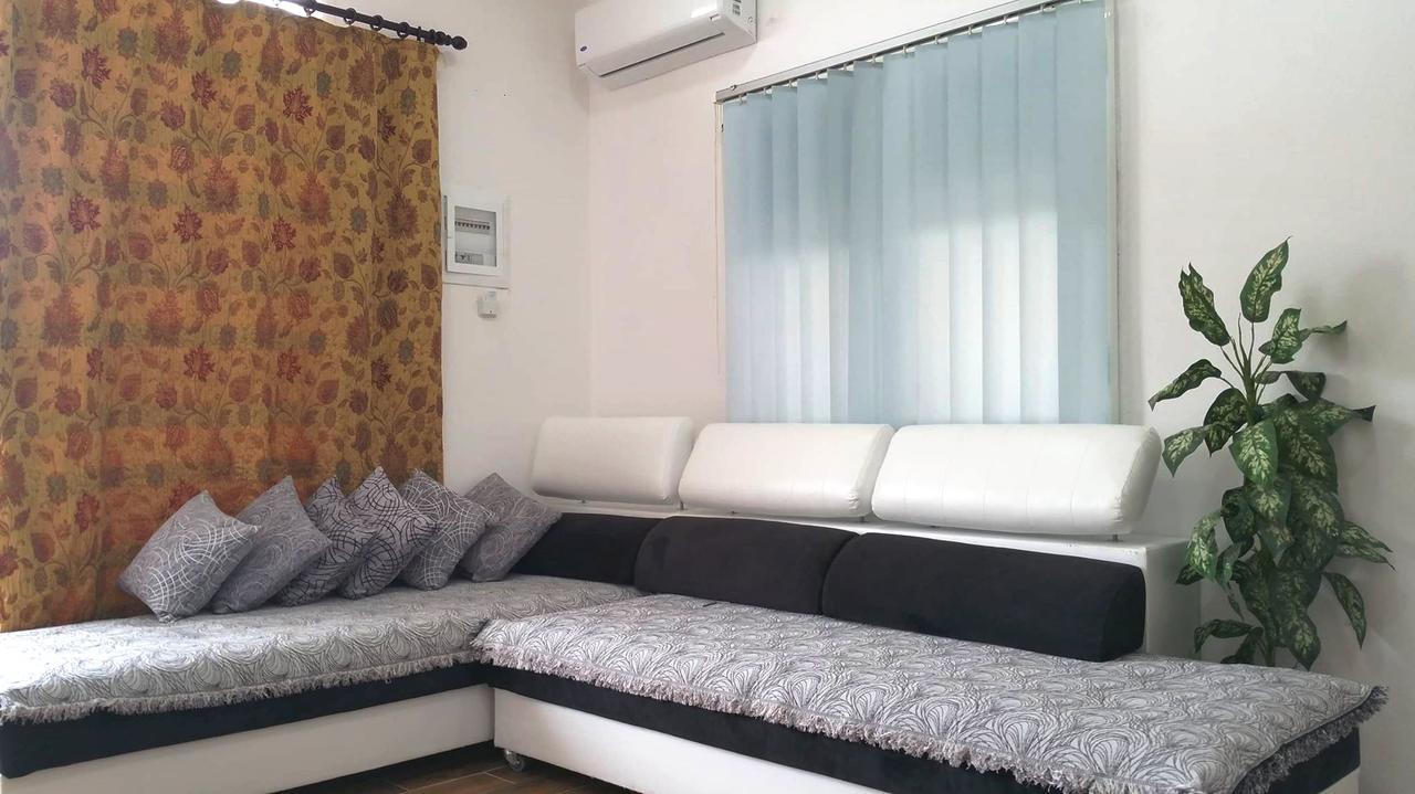 Anna Apartment