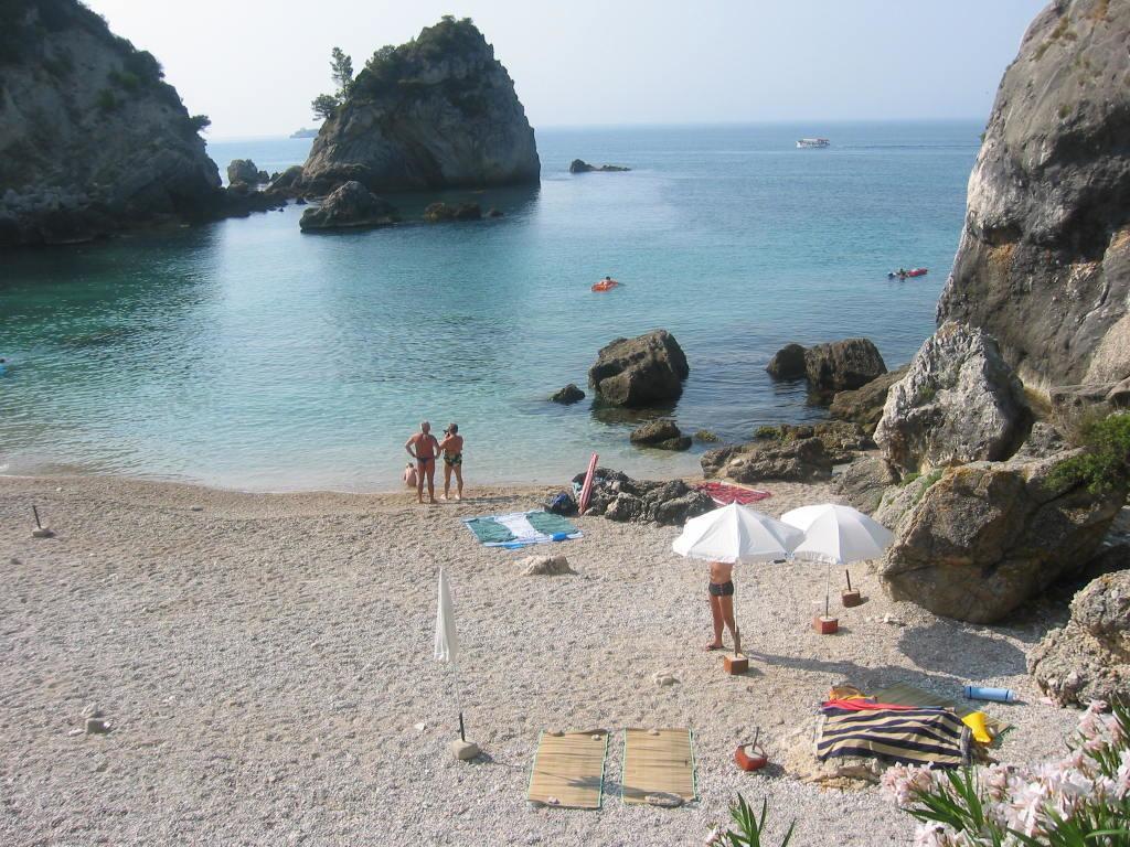 Pavlos Apartment Parga