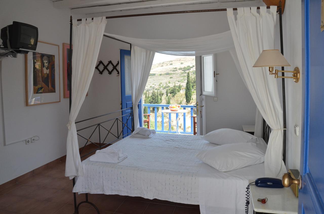 Lefkes Village Parikia (Paros)