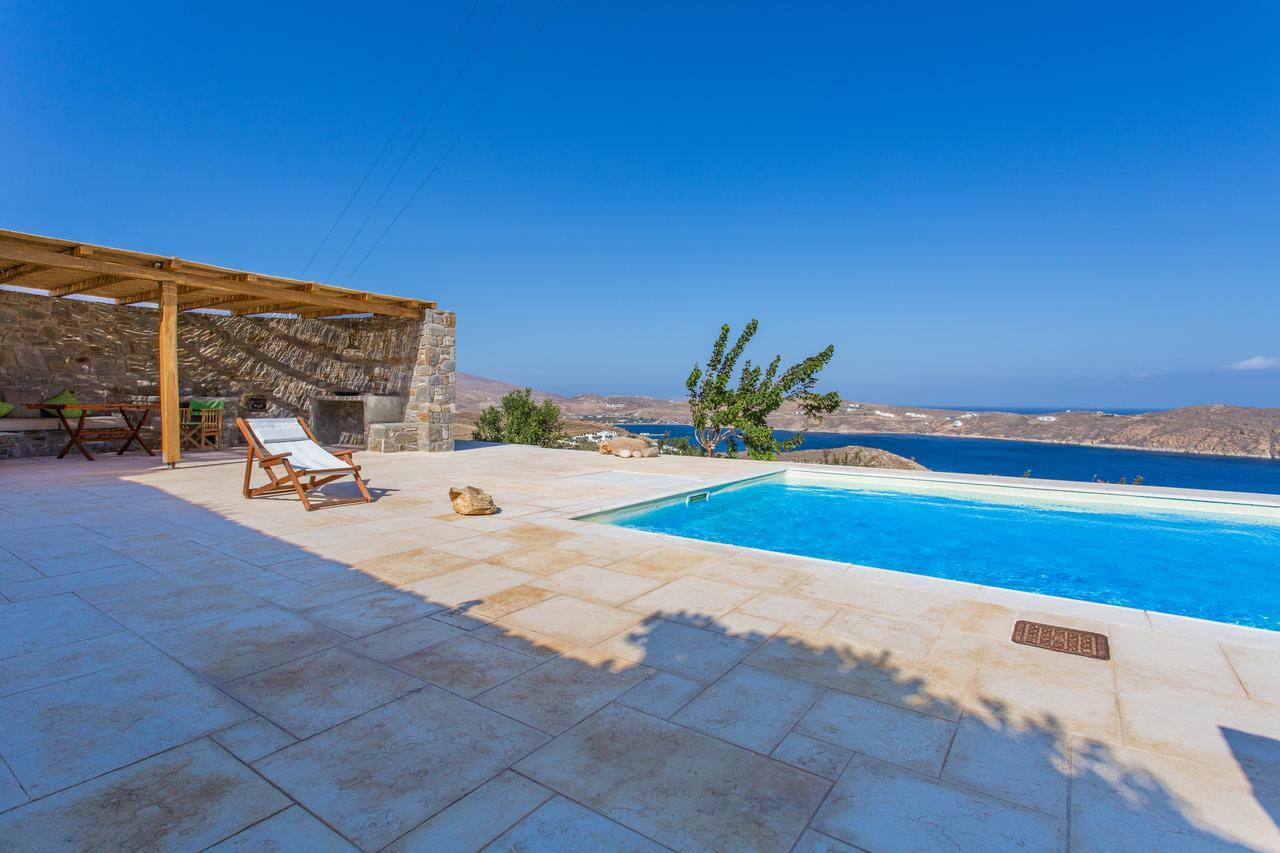 George Stone Holiday home Ramos
