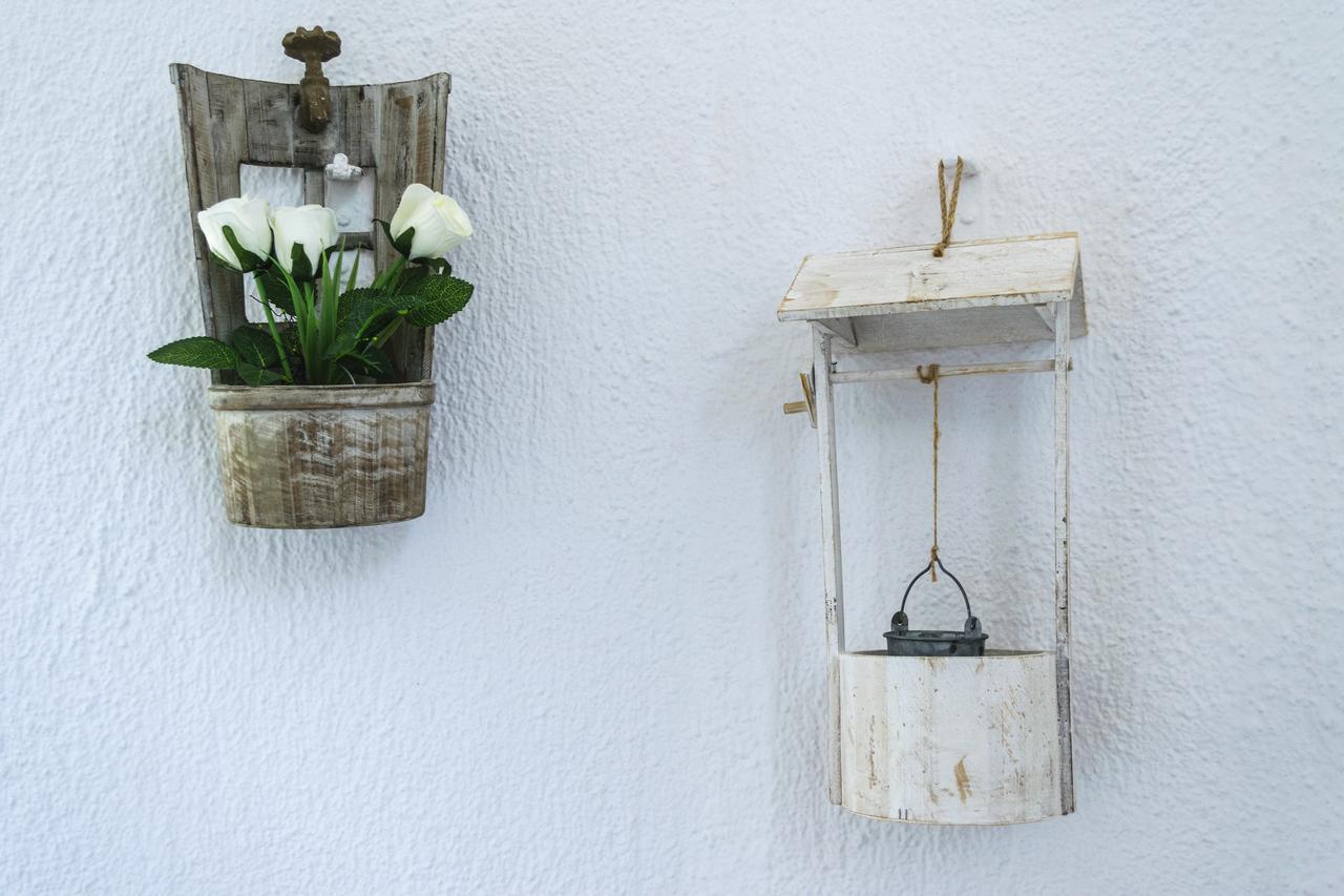 Lemonis Studios * Skopelos Town