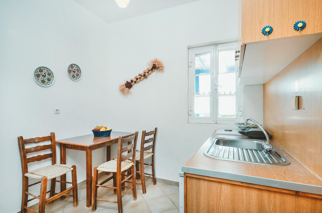 Guest house Skarmoutsos 2*