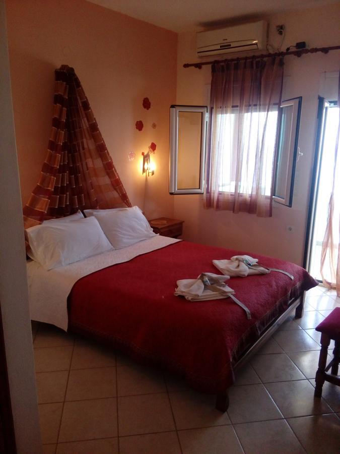 Delfini Aparthotel *