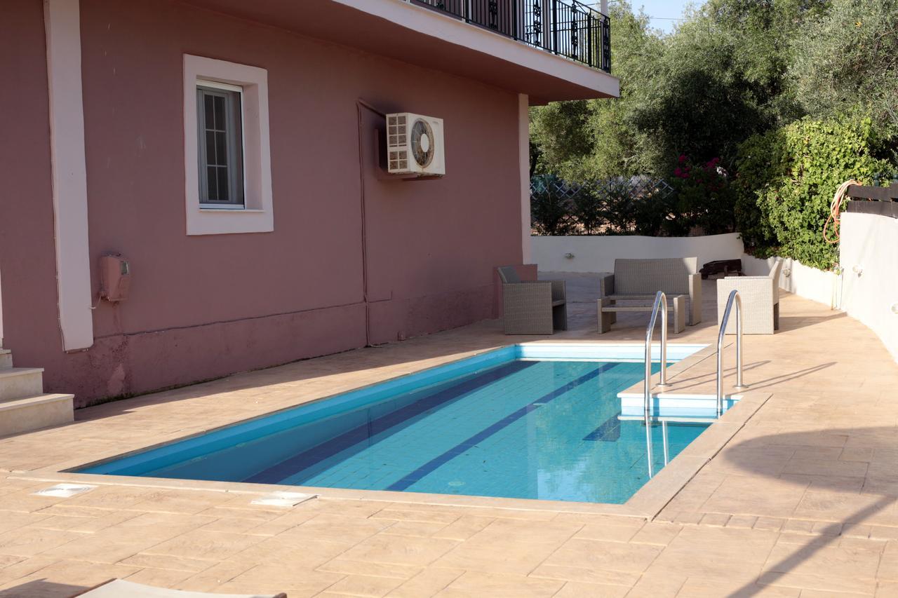 Ionian Balcony Apartment