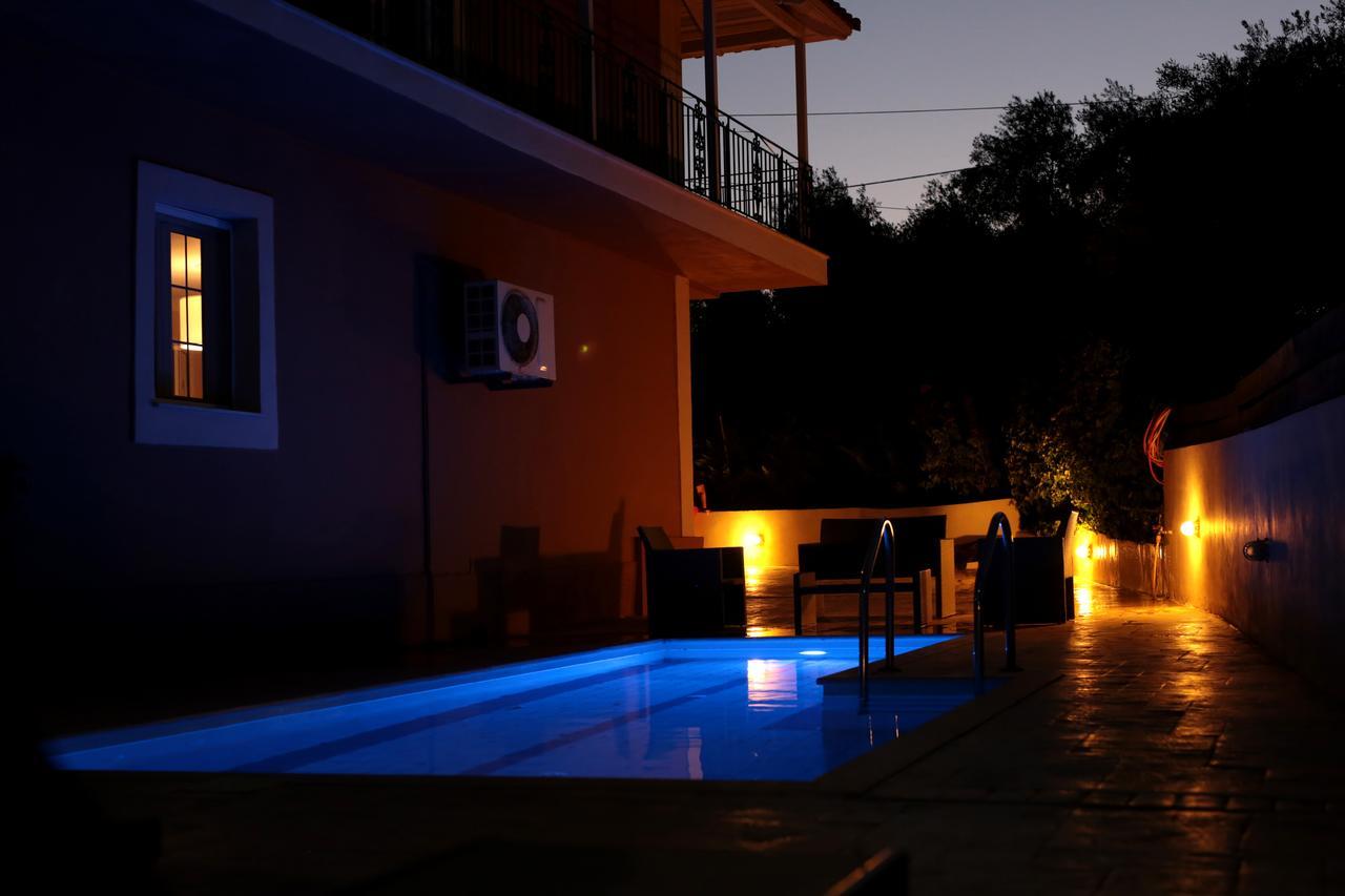 Ionian Balcony Apartment