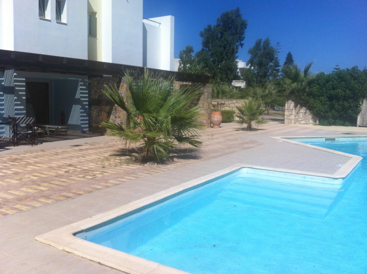 Guest house Almiros