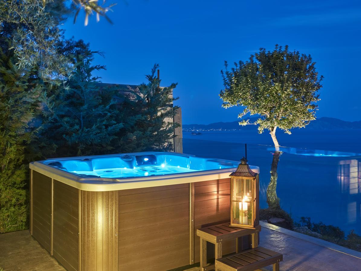Villa Avra Luxury & *