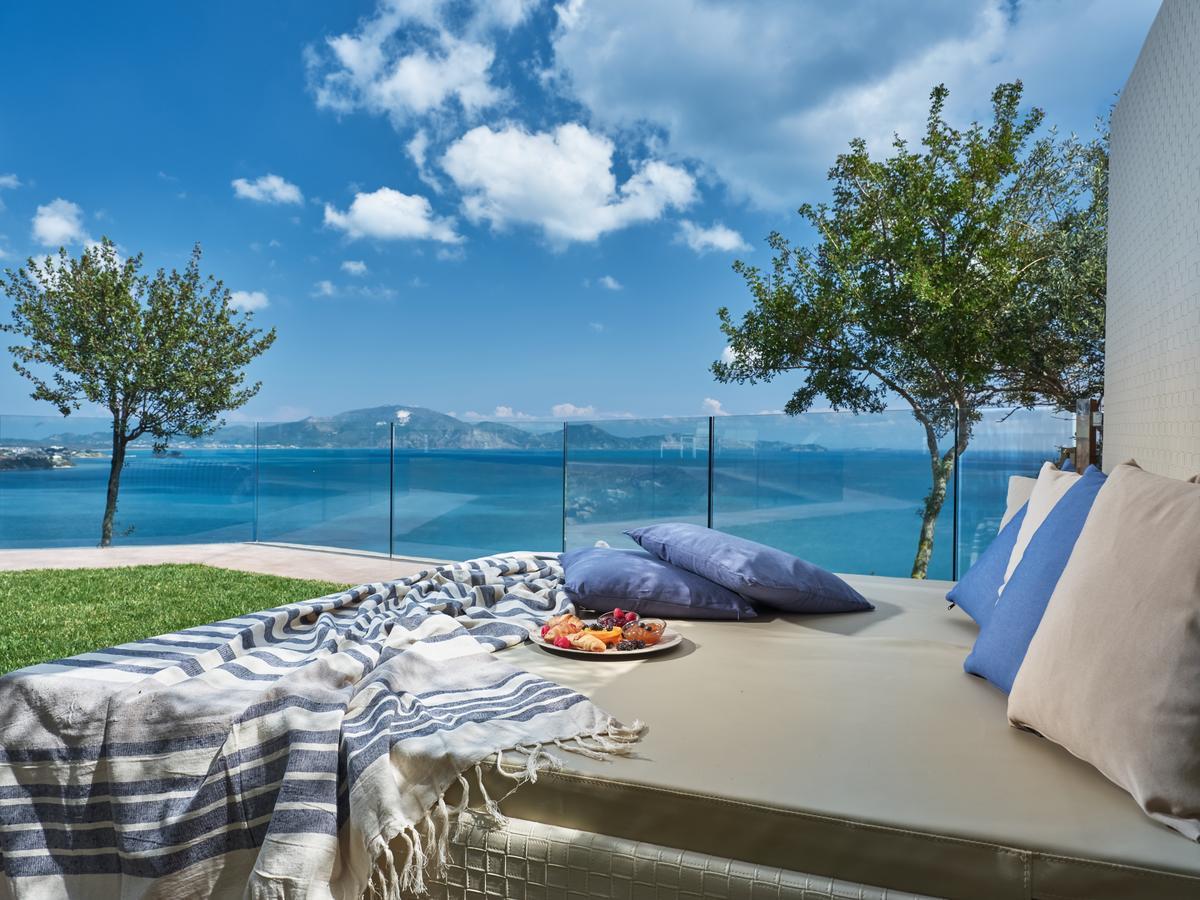 Avra Luxury &
