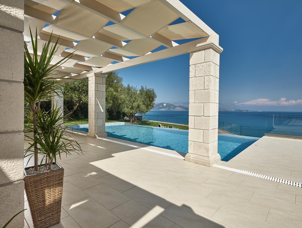 Avra Luxury & Villa