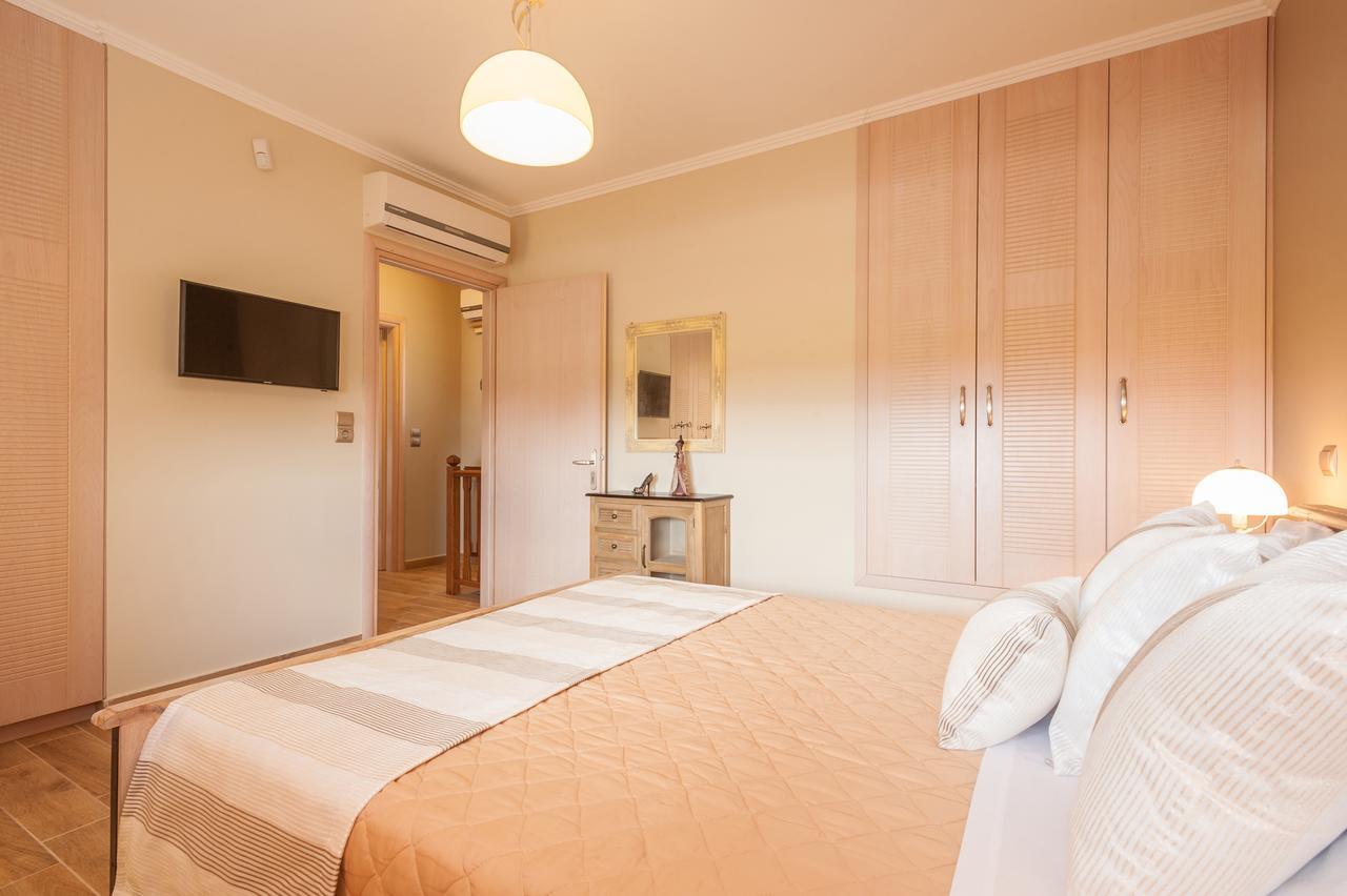 Evgatis Luxury Apts Villa