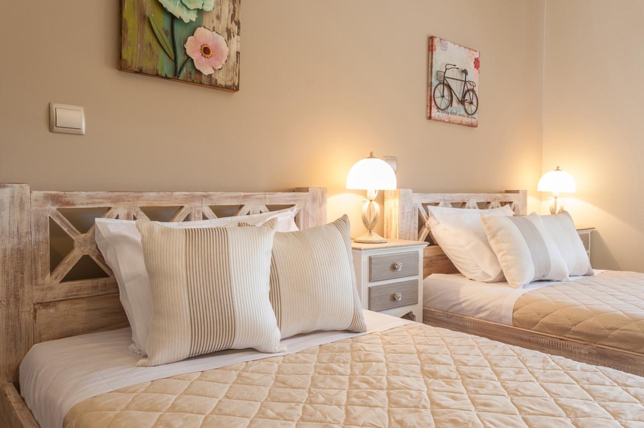 Evgatis Luxury Apts Villa *