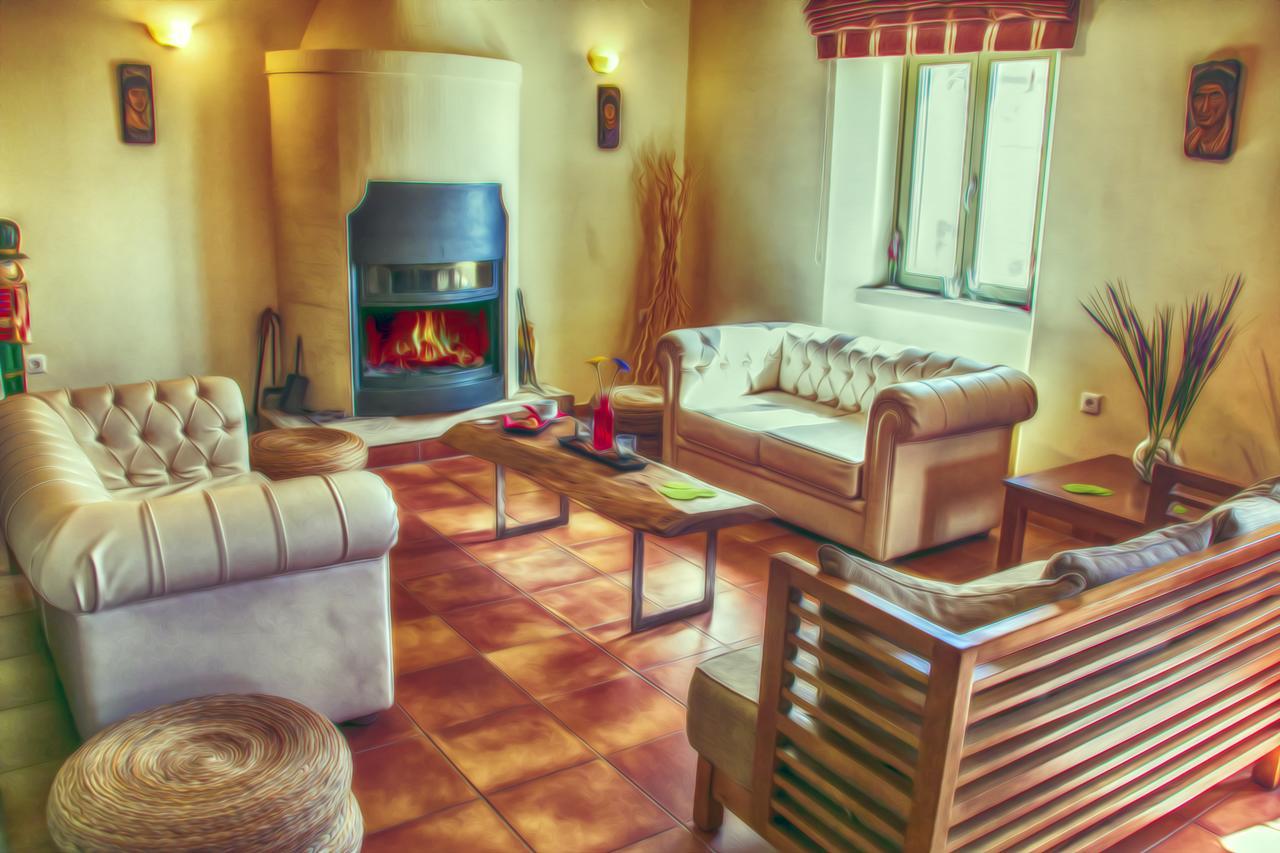 The Lotus Tree Archontiko & Activity Guest house