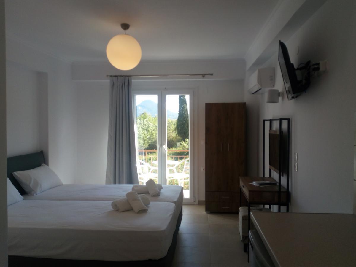 Athineon Nydri (Lefkada)