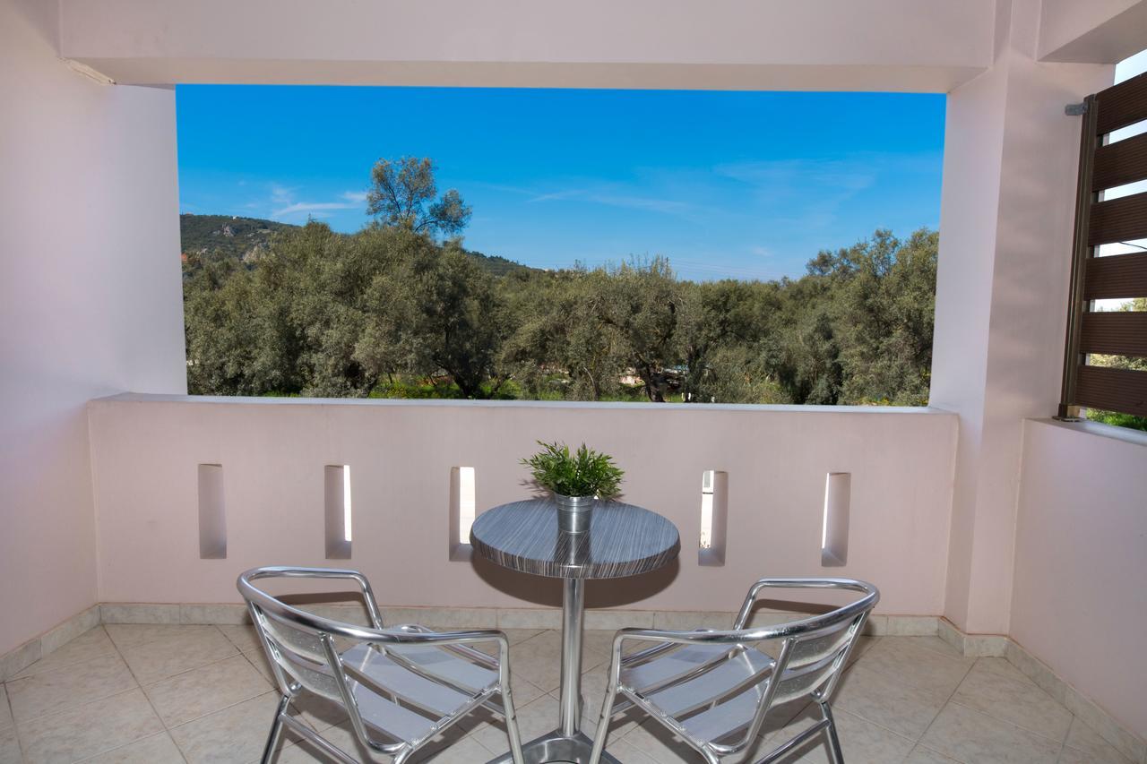 Alexandros Apartment