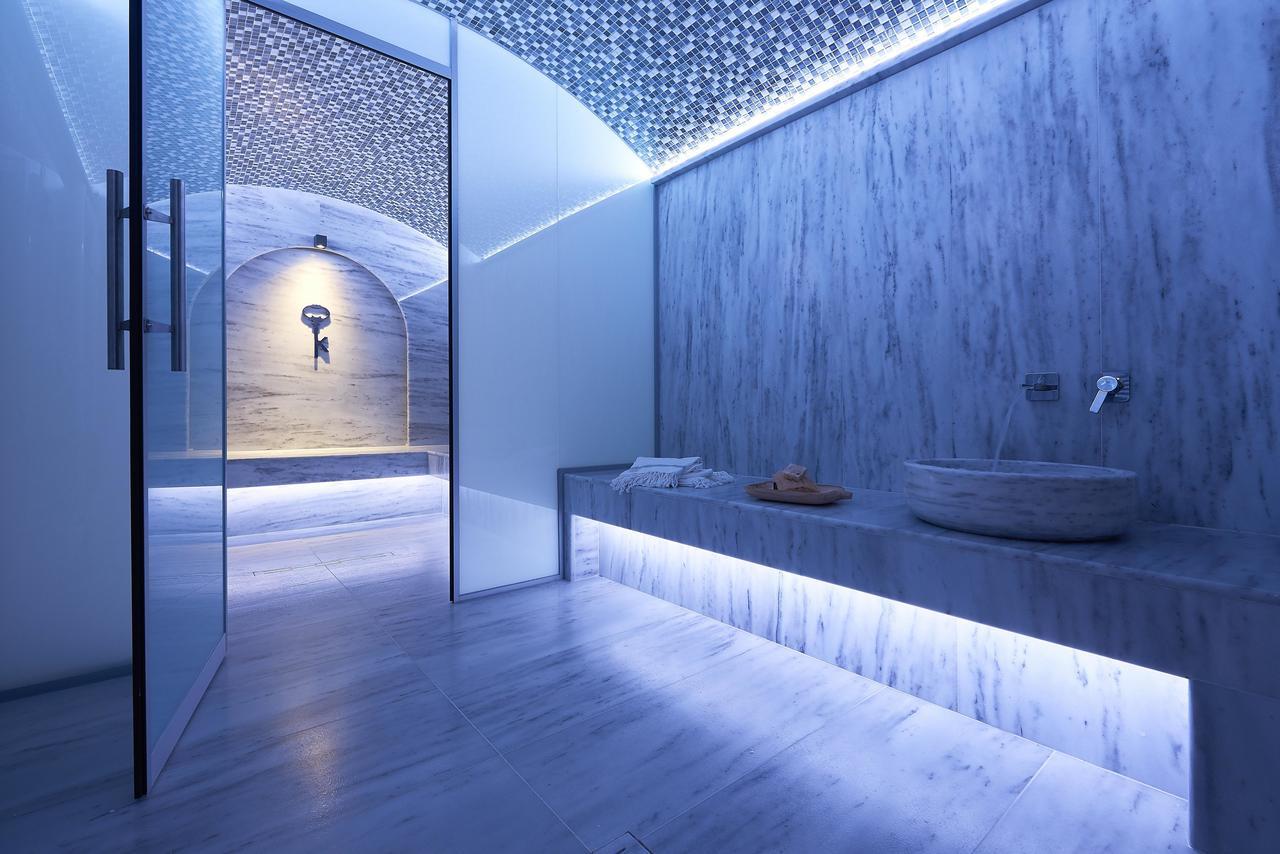 Minimalist Mediterranean Blue Key With Sea View & Infinity Heated Pool
