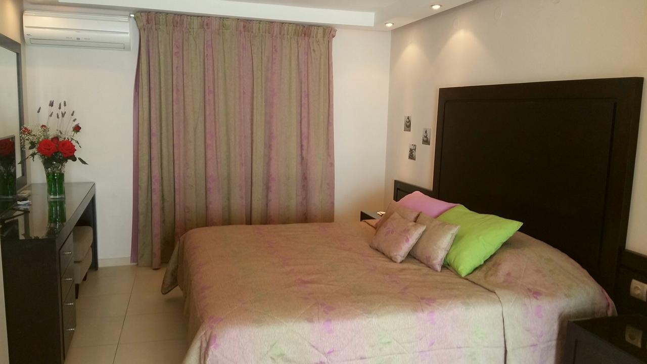 Hotel Hotel Tolo Tolo