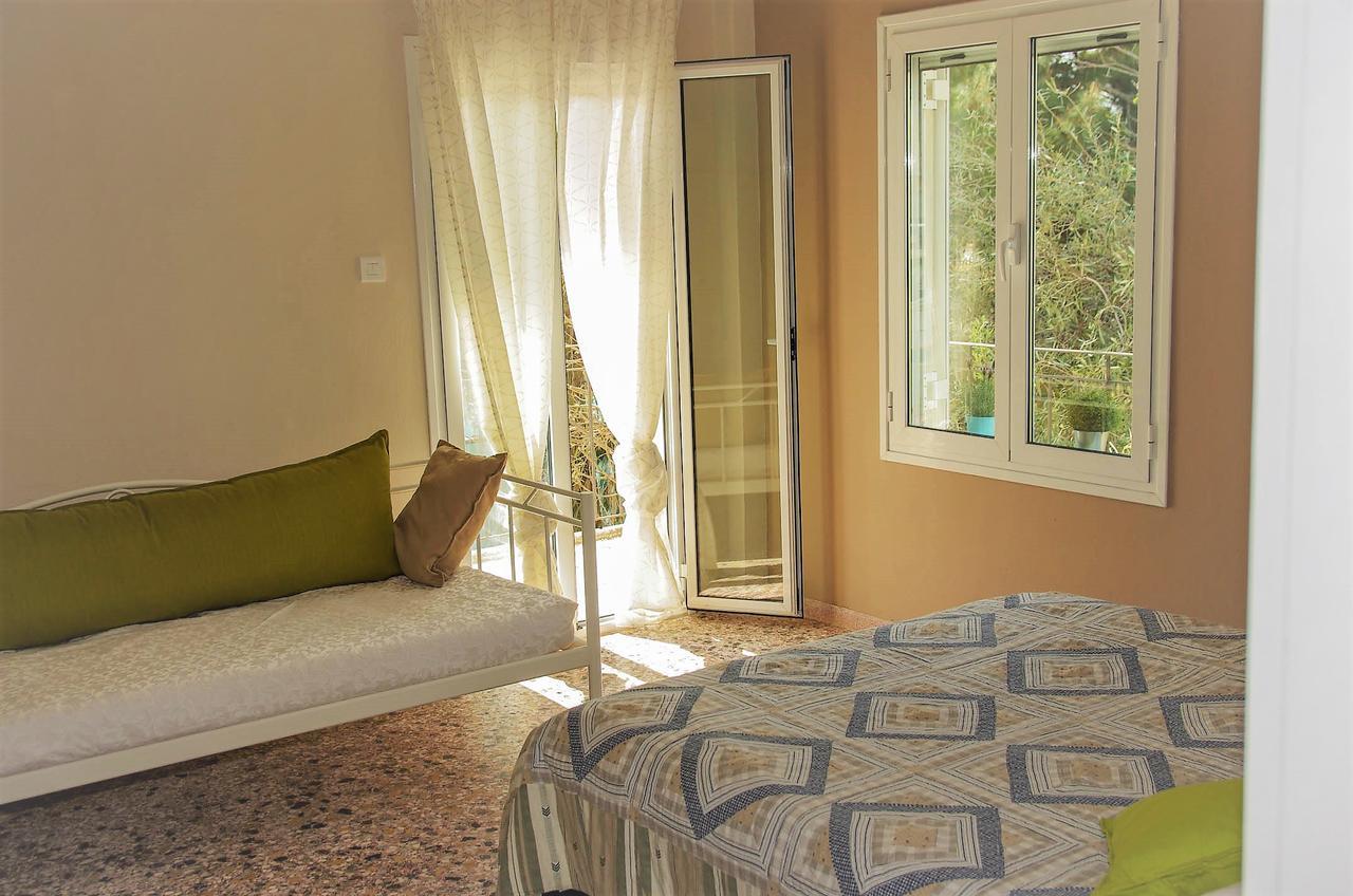 Pelagic Complex Near The Sea. Apartment *