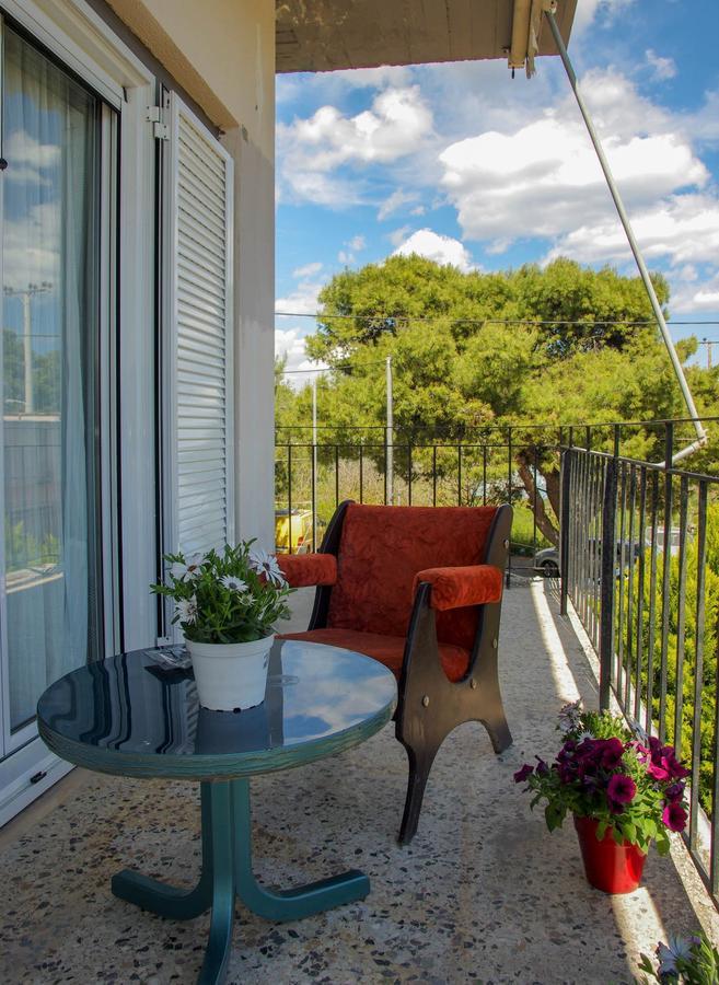 Pelagic Complex Near The Sea. Apartment Artemida (Attica)
