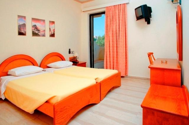 Sunset Hotel 3*