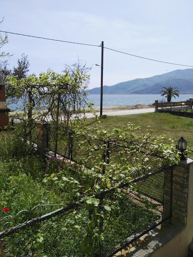 Apartment Sunny Summer Time Nea Vrasna