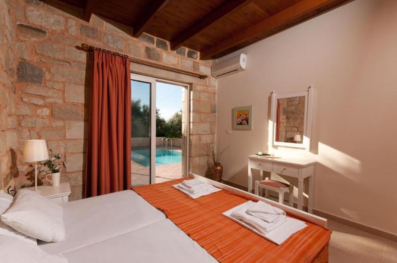 Apartment Lofos Village Agia Marina (Crete)