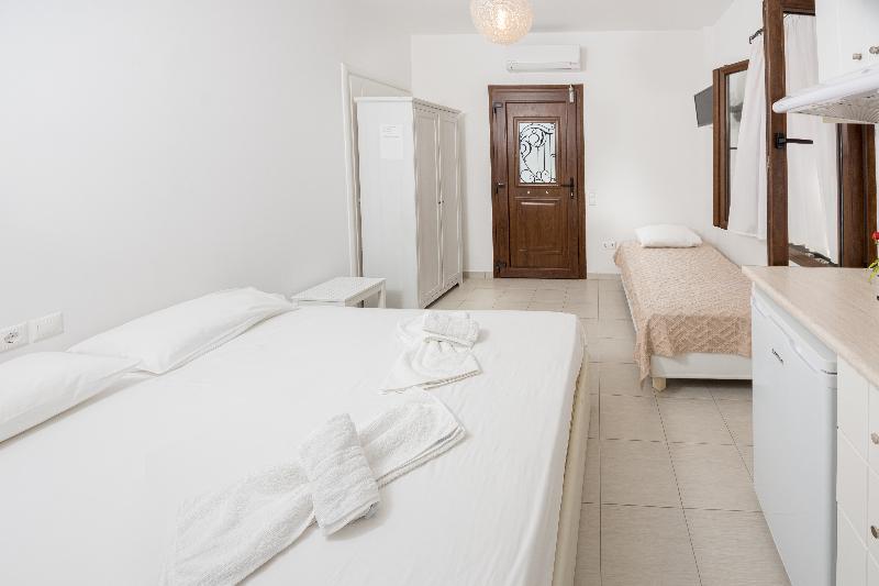 Hotel Depis Place 2*