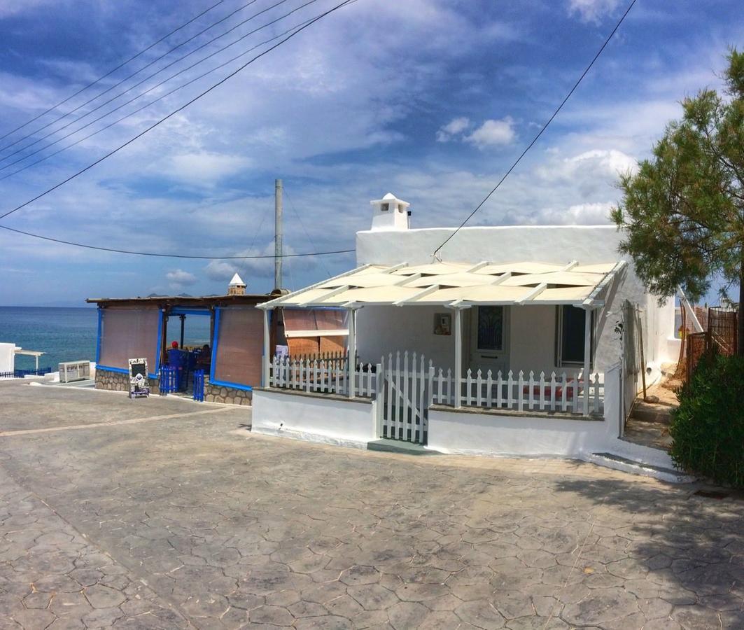 Traditional House By The Sea * Mandrakia