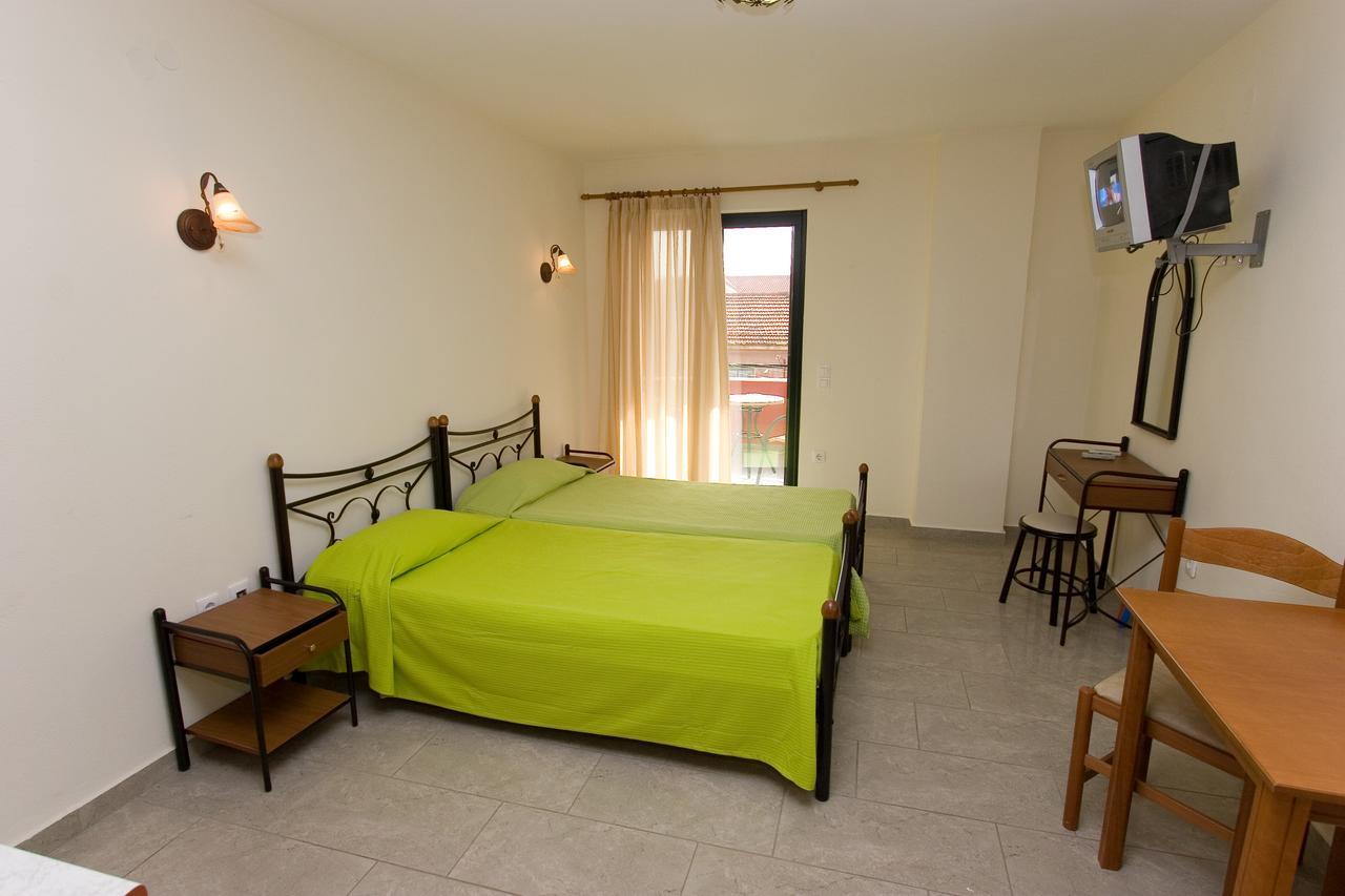 Iolkos Hotel *