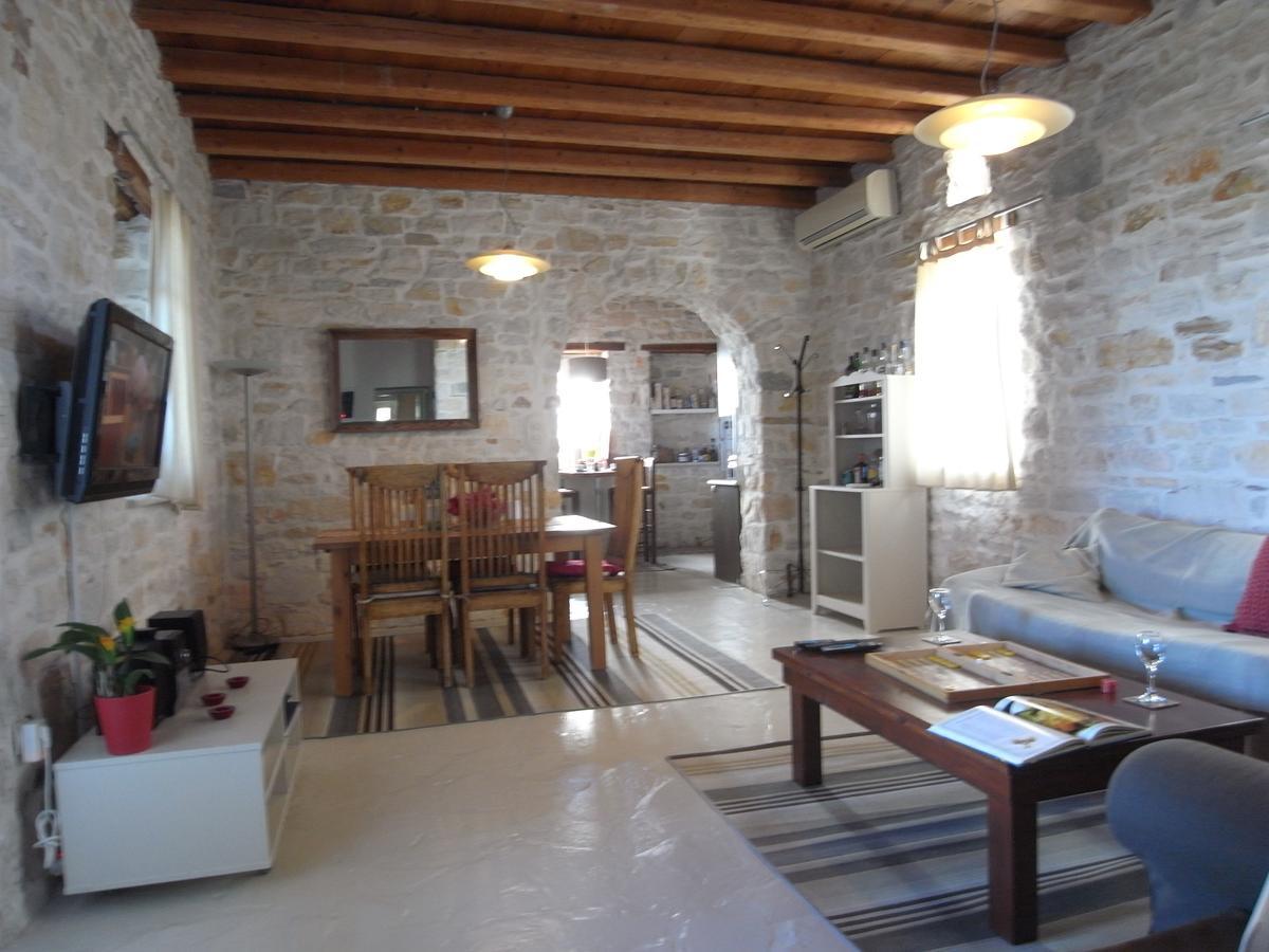 Villa Villa Naousa *