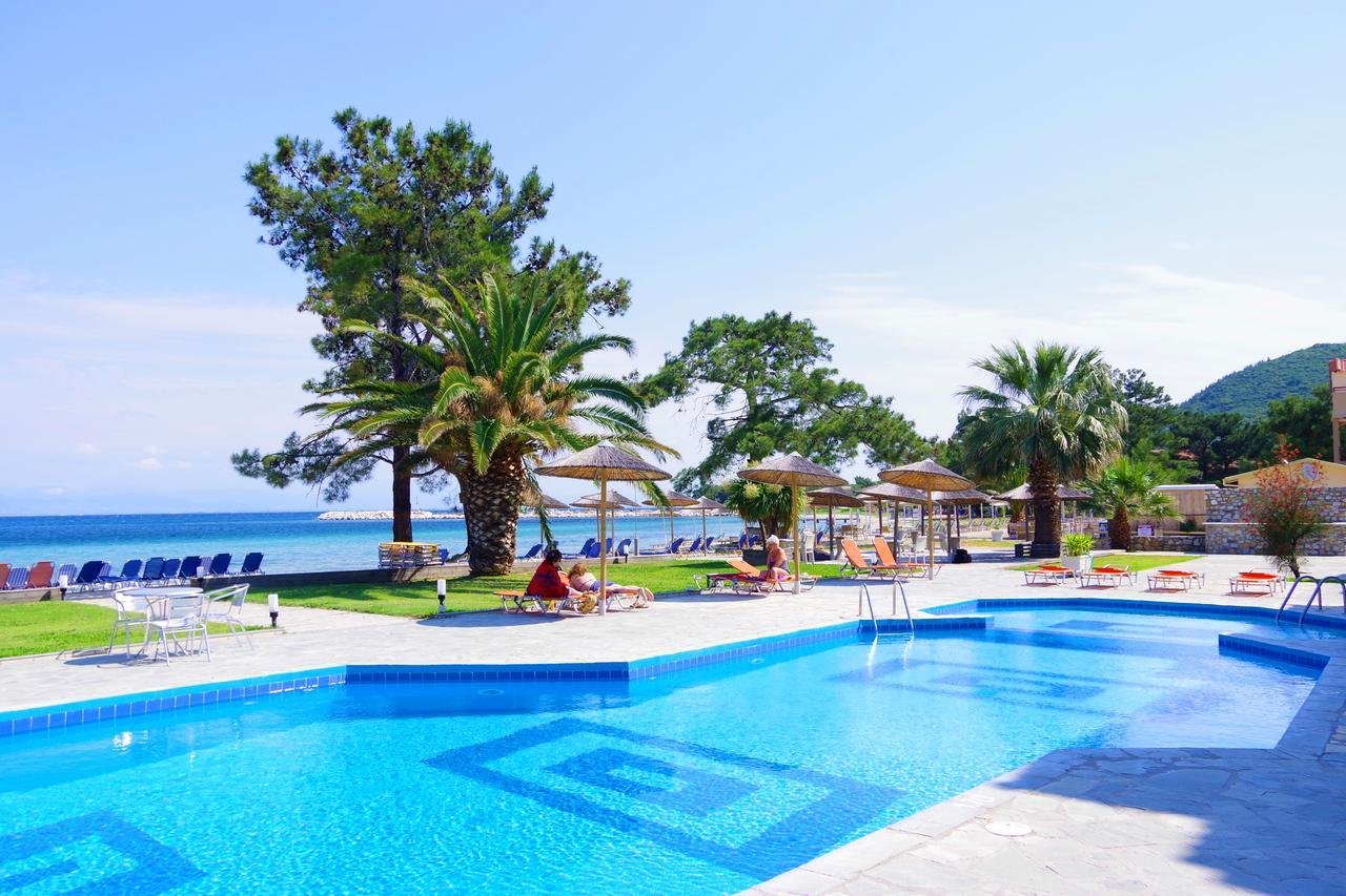 Rachoni Bay Hotel 3*