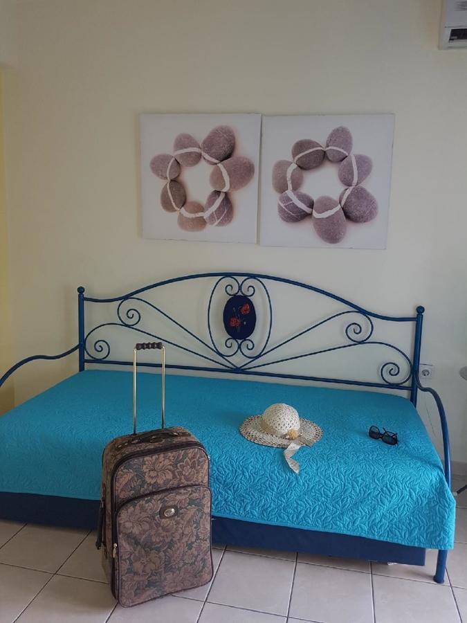 Dolphins Aparthotel 5*