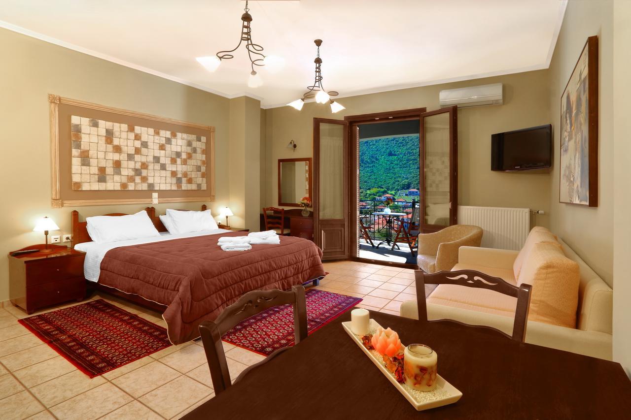 Artemis Traditional Hotel