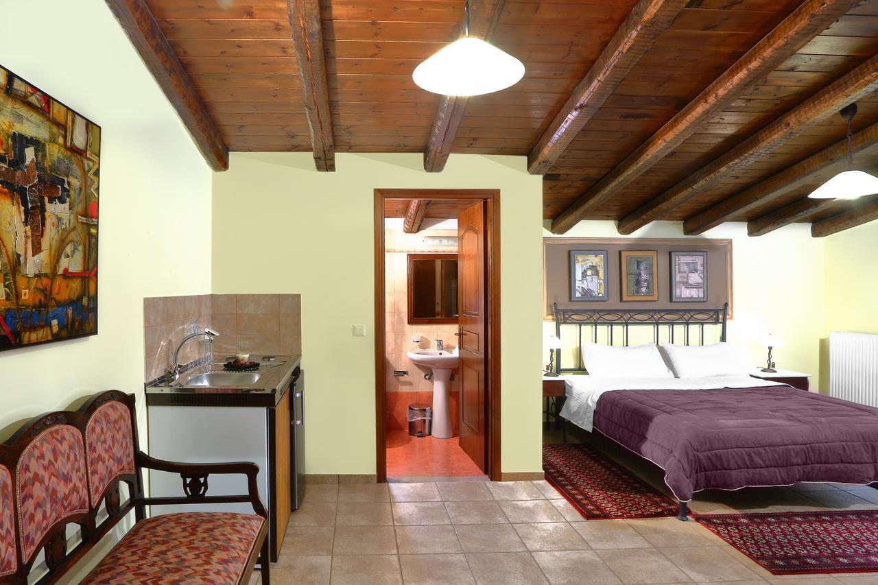Hotel Artemis Traditional 3*