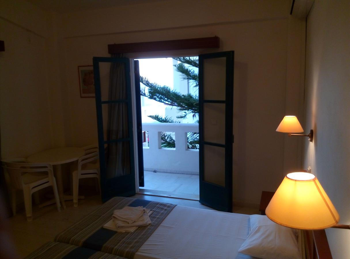 Niros Beach Aparthotel