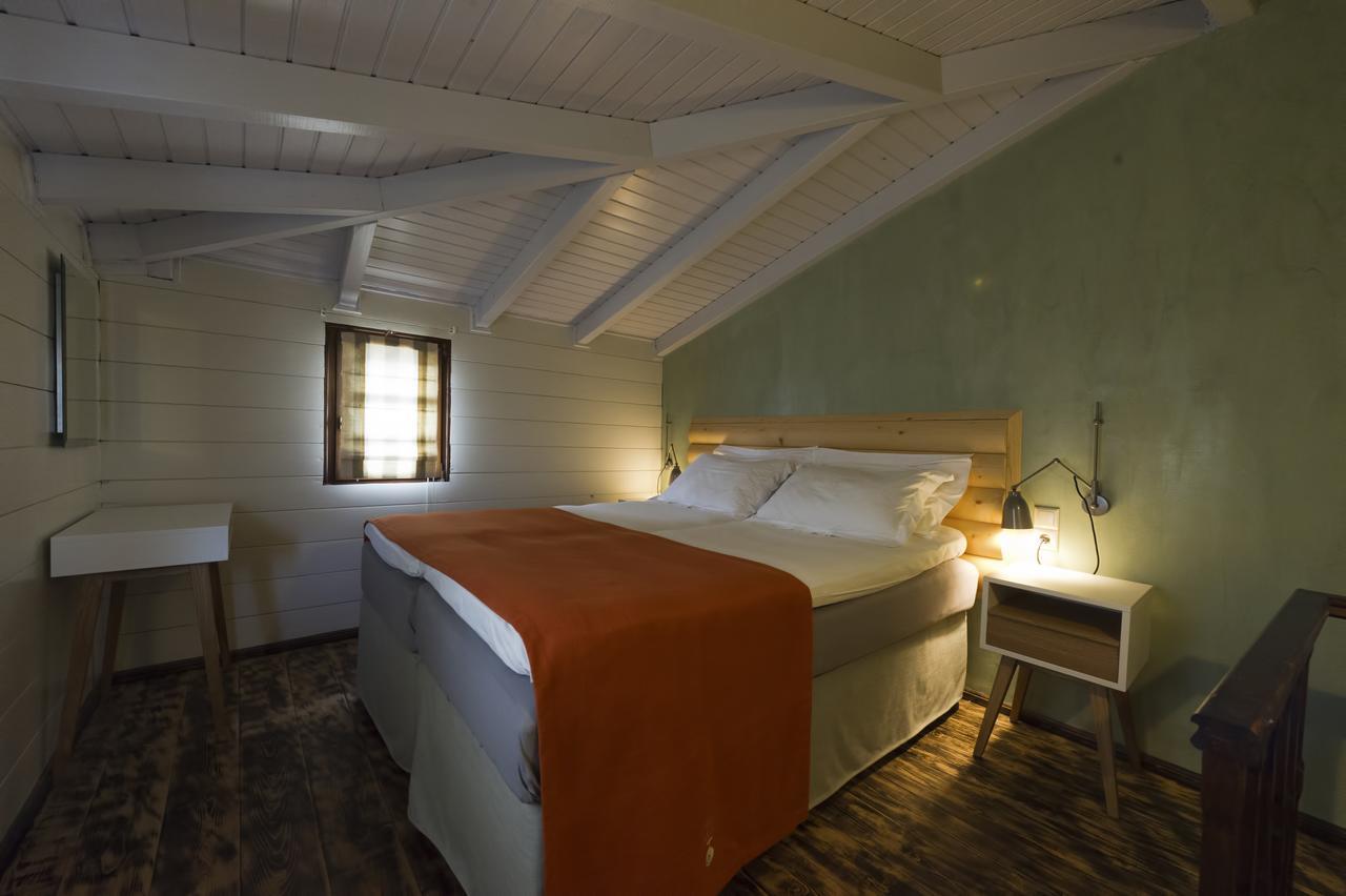 Small Luxury 1800 2*
