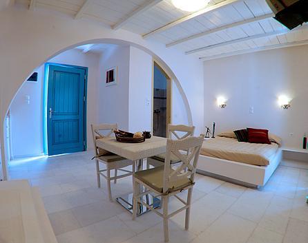 Rodia & Apartment *
